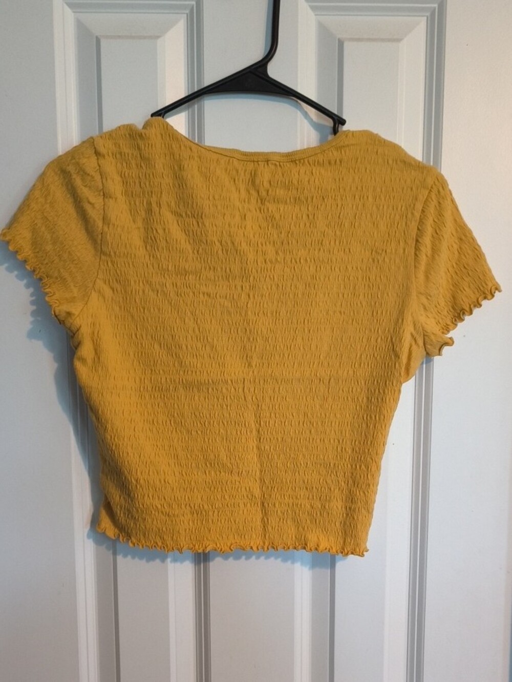 American Eagle Outfitters Mustard Smocked Short-Sleeve Crop Top - Picture 3 of 3